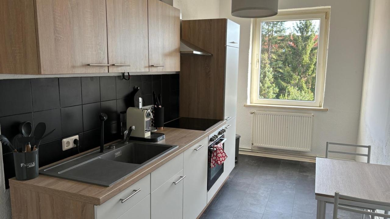 Bitterfelder Cityapartment Im Dichterviertel Екстериор снимка